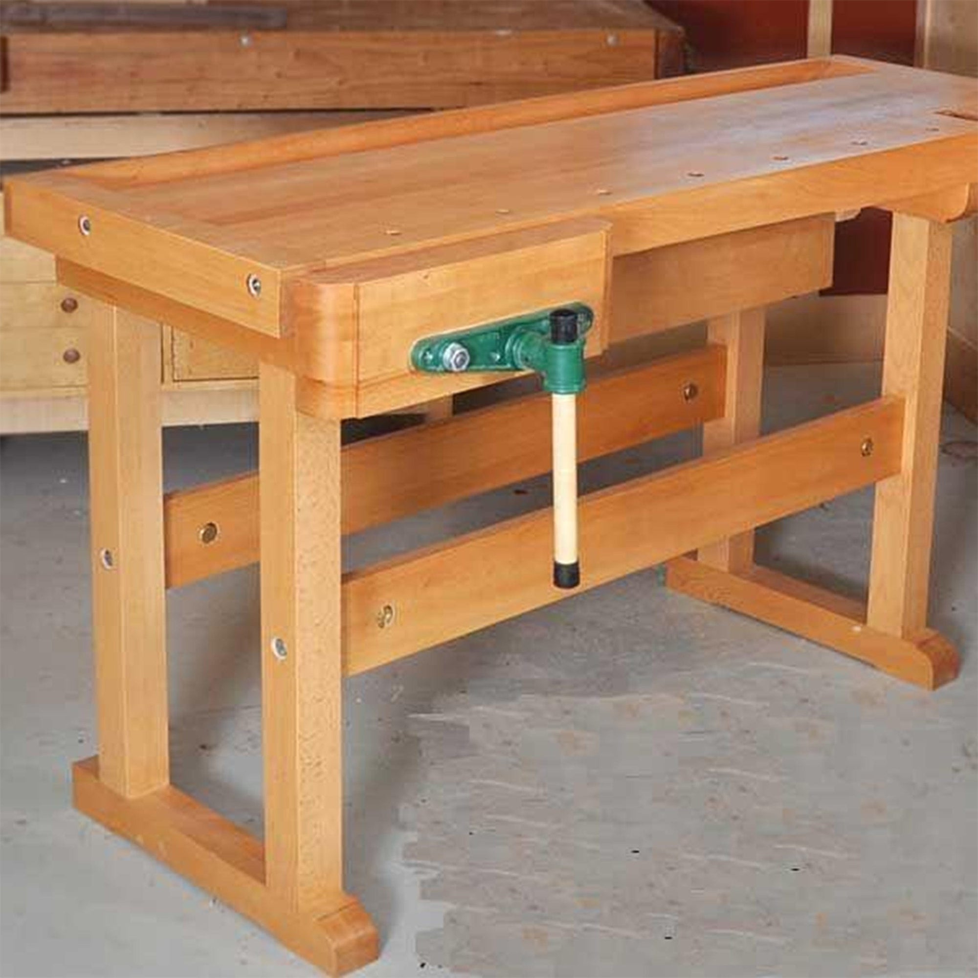 Woodworking Project Paper Plan to Build Classic Workbench alt 0