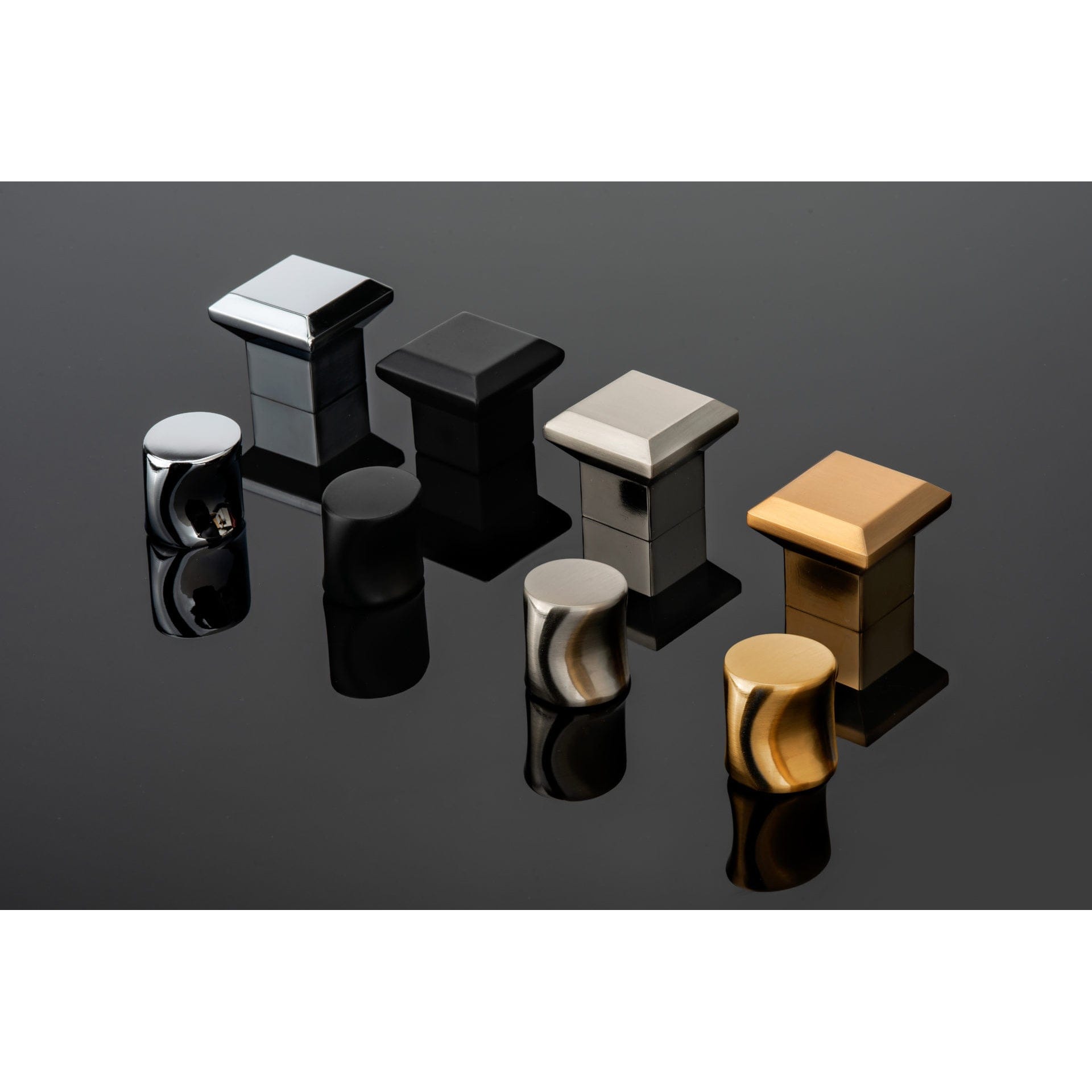 Transitional Knob, 1-11/32" x 1-11/32", Aurum Brushed Gold alt 0