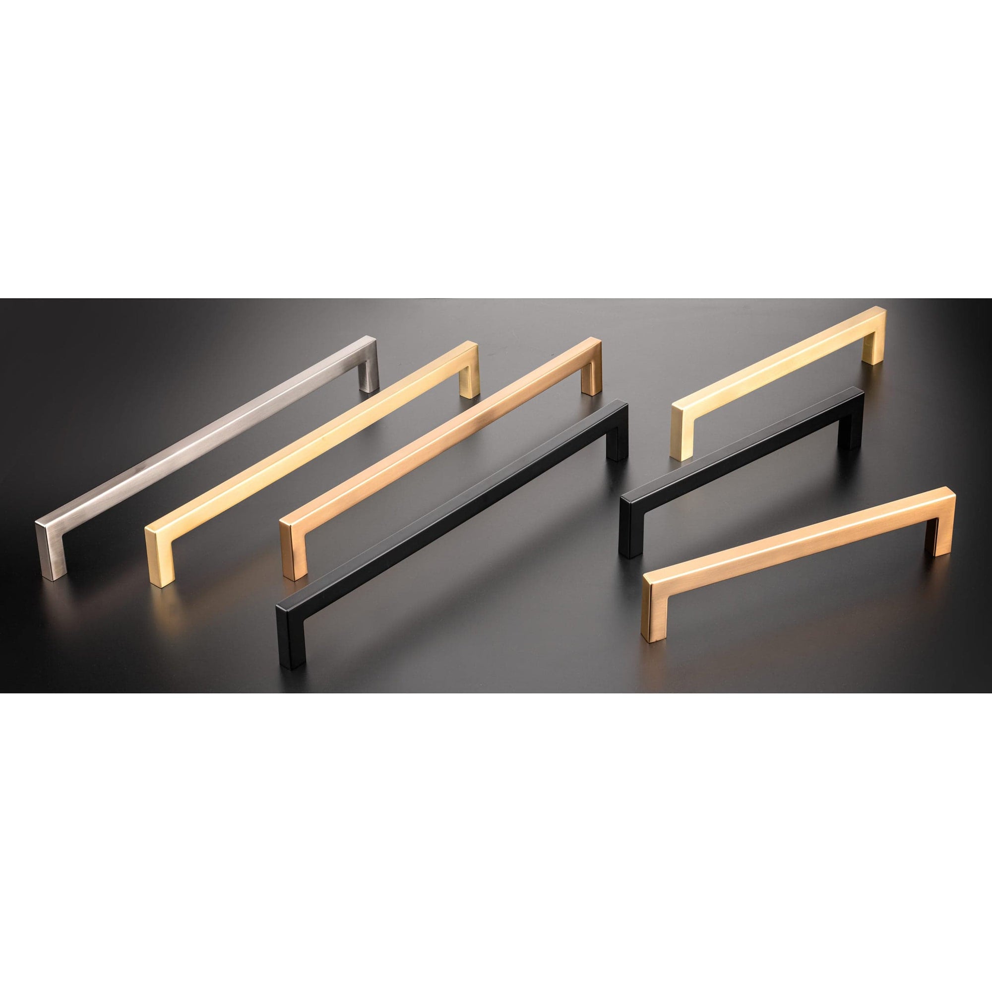 Contemporary Pull, 7-9/16" Center-to-Center, Champagne Bronze alt 0