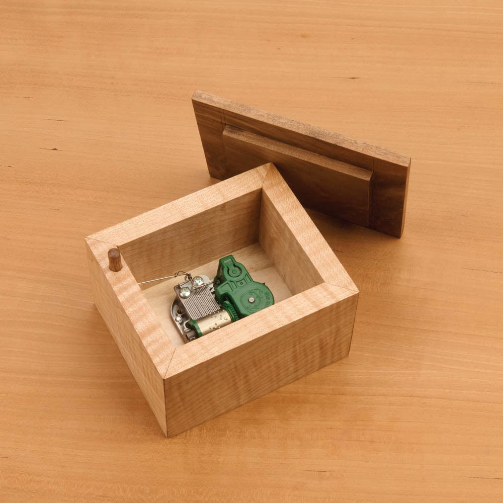 18-Note Music Box Movement with Greensleeves