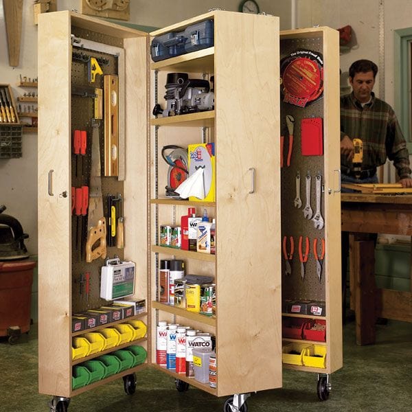 Woodworking Project Paper Plan to Build Mobile Tool Cabinet alt 0