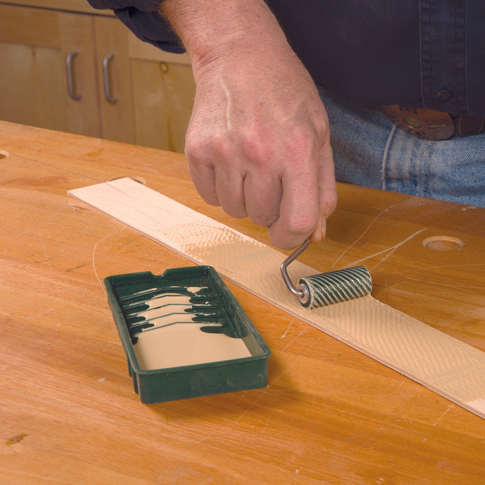 Silicone Glue Roller and Tray alt 0