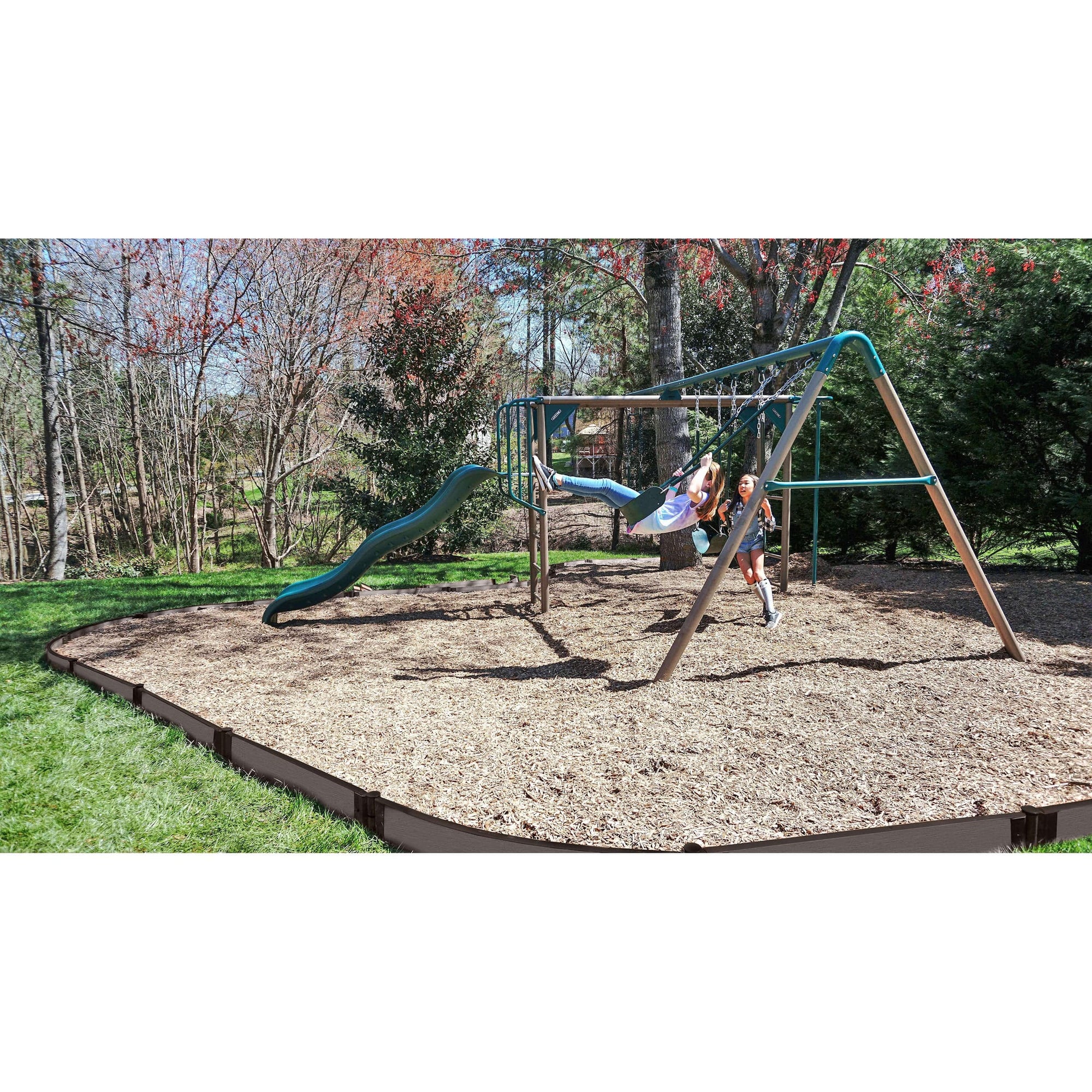 Weathered Wood Curved Playground Border 16' - 1" profile                 alt 0