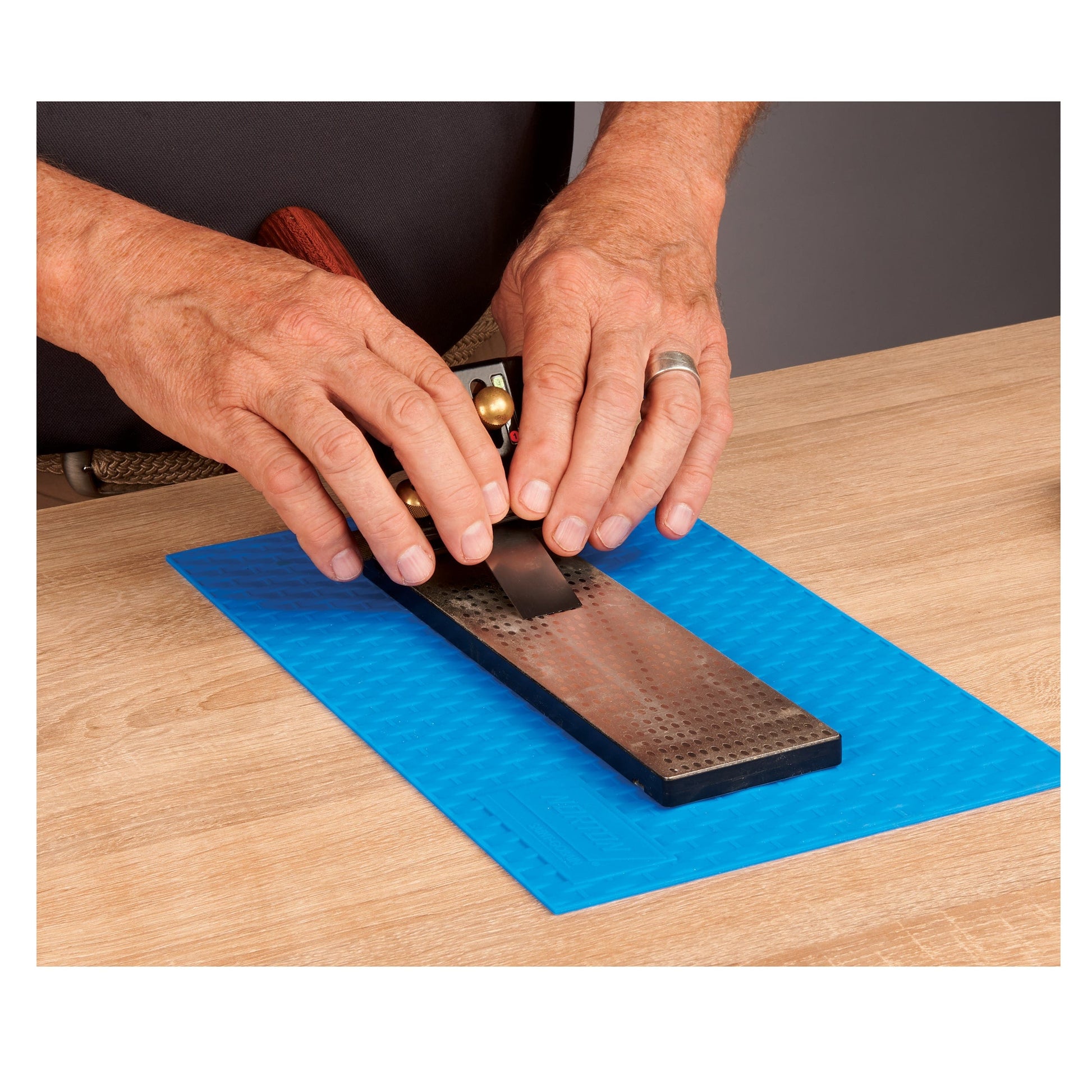 Non-Slip Silicone Sharpening Mat alt 0