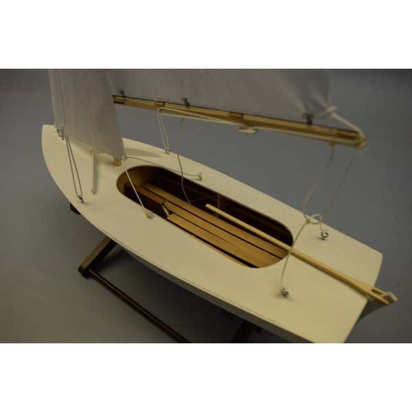 Snipe Sailboat Boat Model Kit alt 0