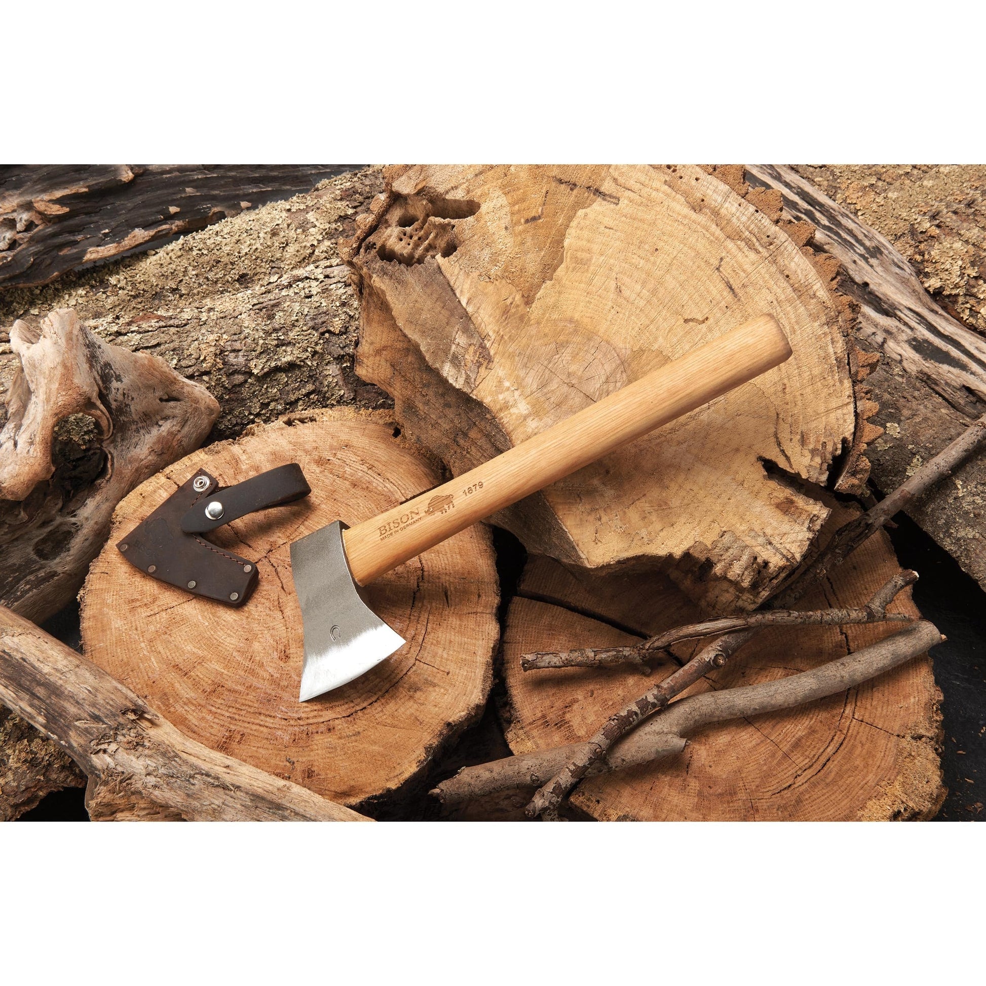 Throwing Hatchet - 1.54 lb - 15.74" Handle alt 54