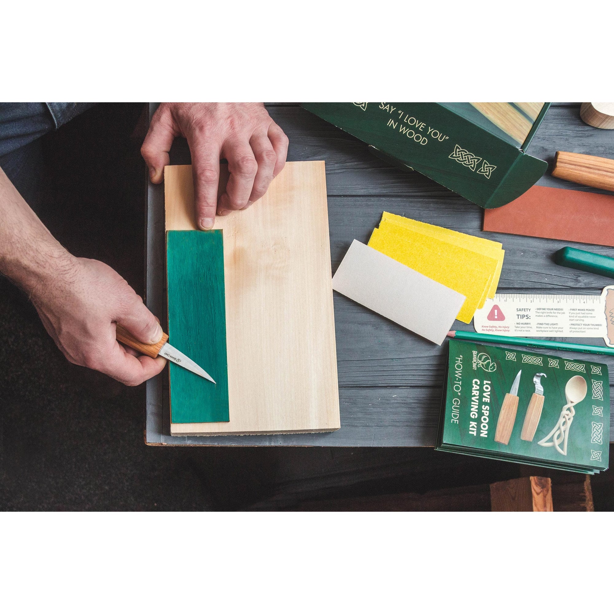 Celtic Love Spoon Carving Kit alt 0