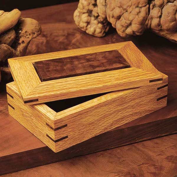 Woodworking Project Paper Plan to Build Splined Ornamental Box alt 0